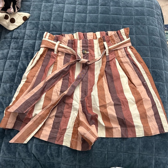 Madewell High Rise Belted Paperbag Shorts in Rainbow Stripe - Picture 2 of 7